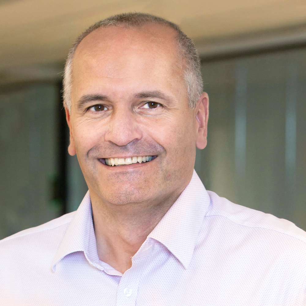 Portrait photo of Andrew Woodward